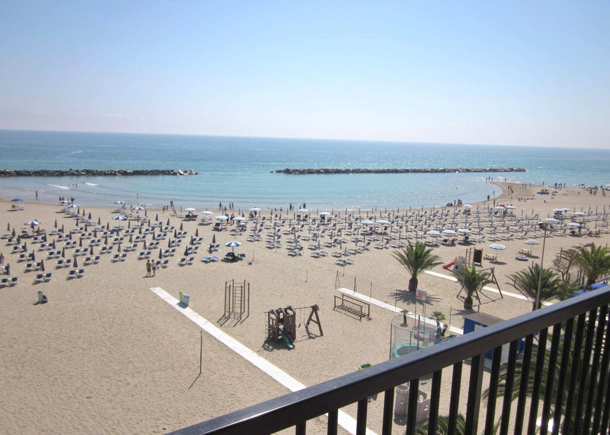 Tourist Residence San Benedetto del Tronto Eksteriør bilde