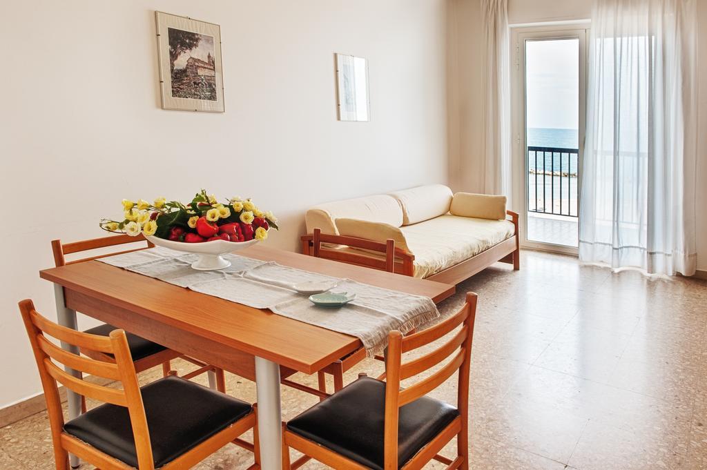 Tourist Residence San Benedetto del Tronto Eksteriør bilde