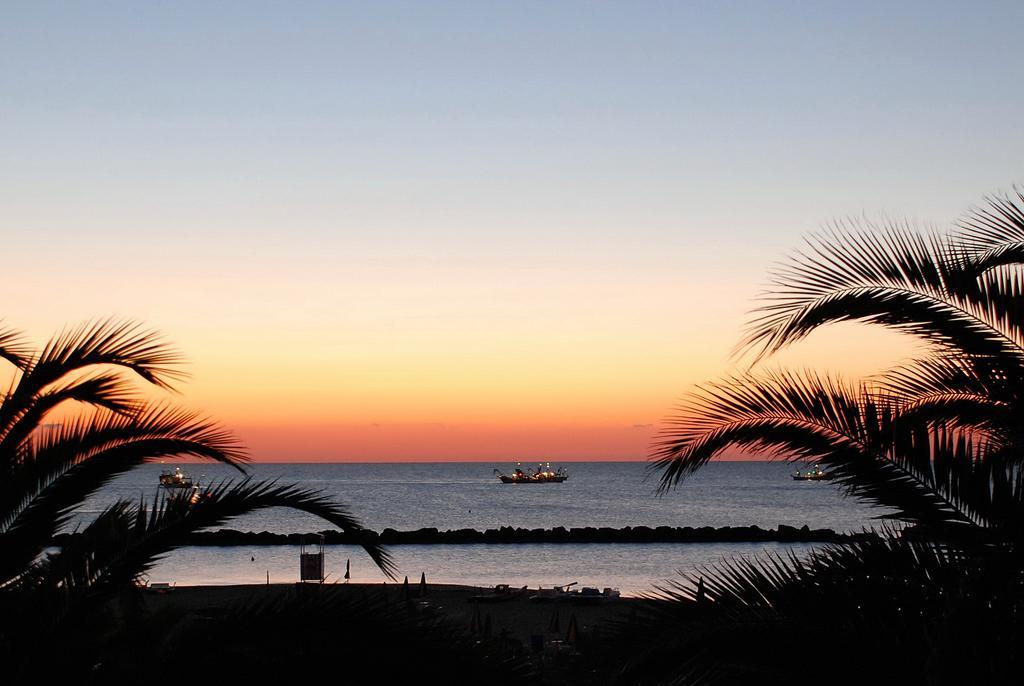 Tourist Residence San Benedetto del Tronto Eksteriør bilde